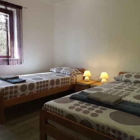 Ivna App * Jadranovo